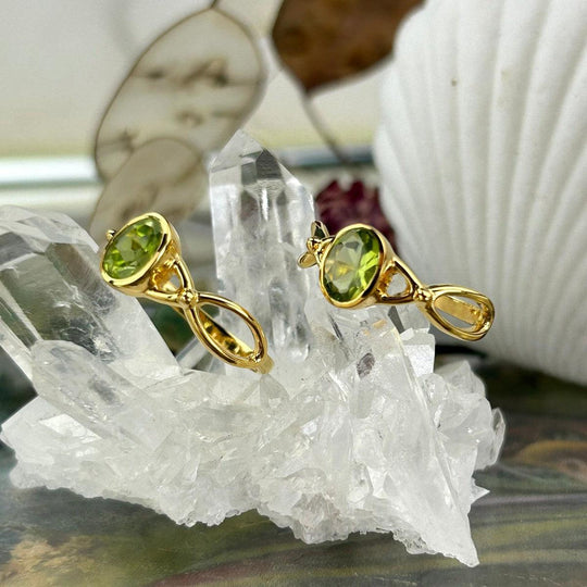 Peridot Cross Wave Gold Ring