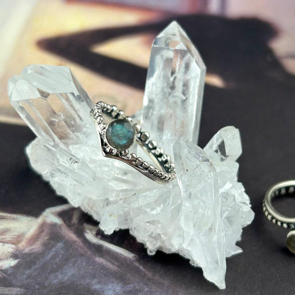 Brilliant Cut Labradorite Ring
