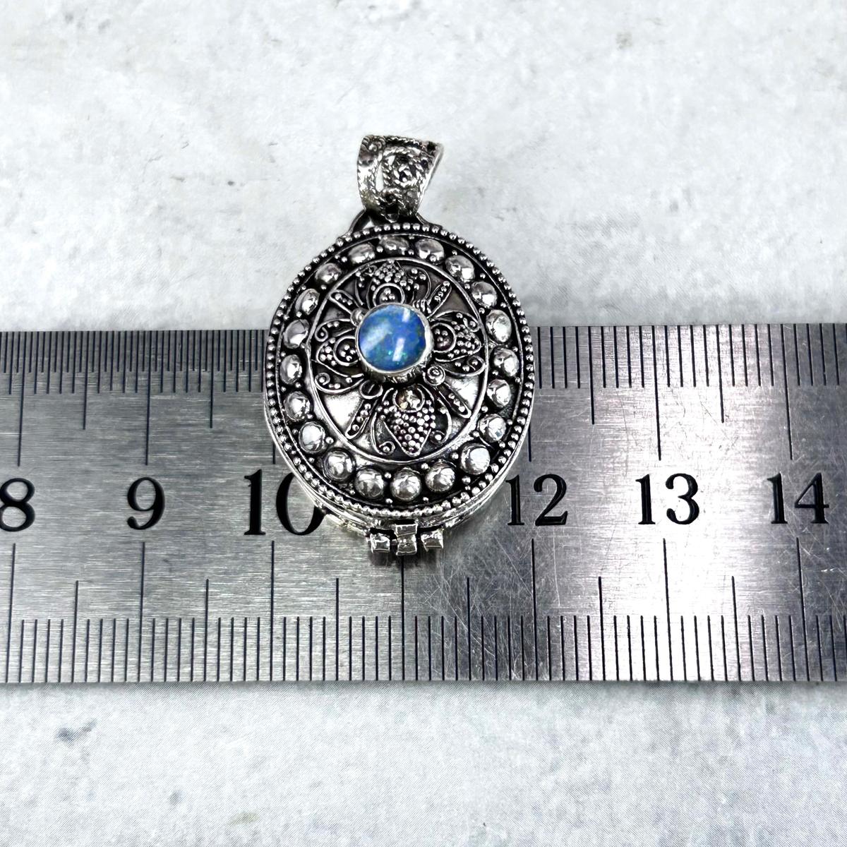 Container Pendant