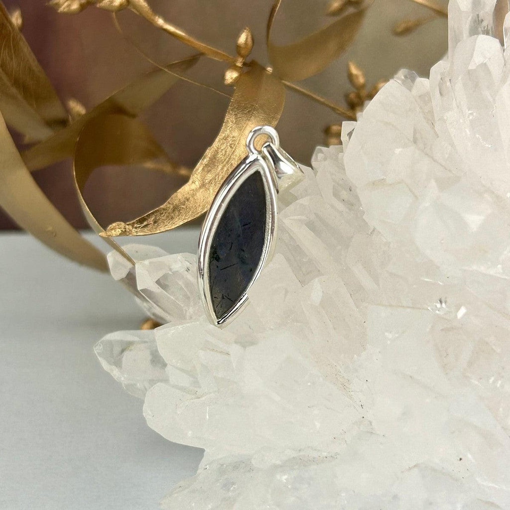 Small Labradorite Pendant