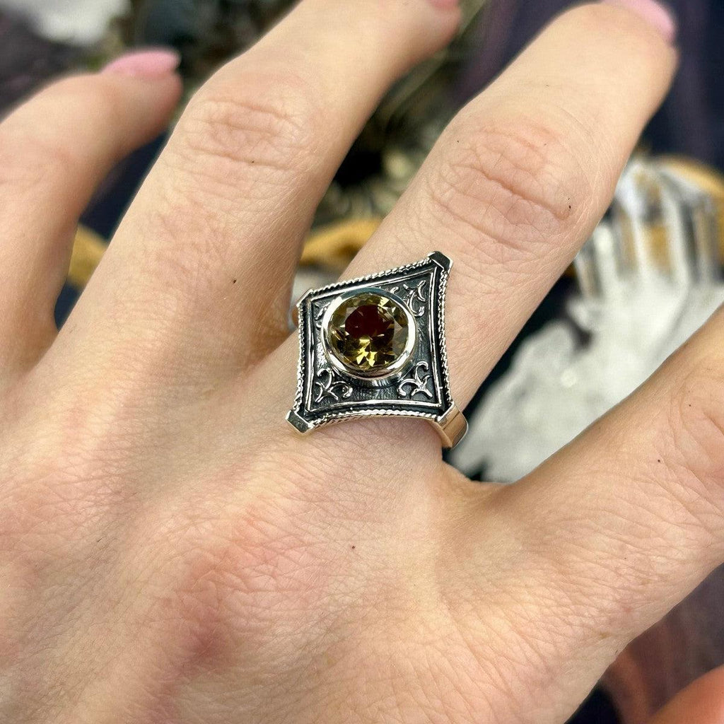 Women's Georgian Era Ring