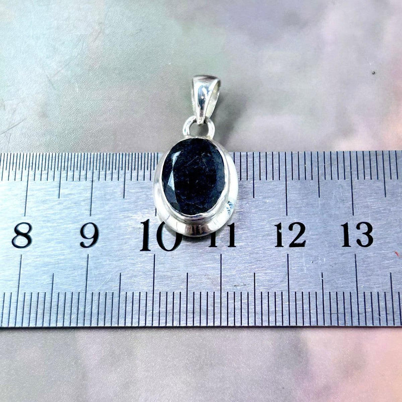 Small Oval Cut Crystal Pendant