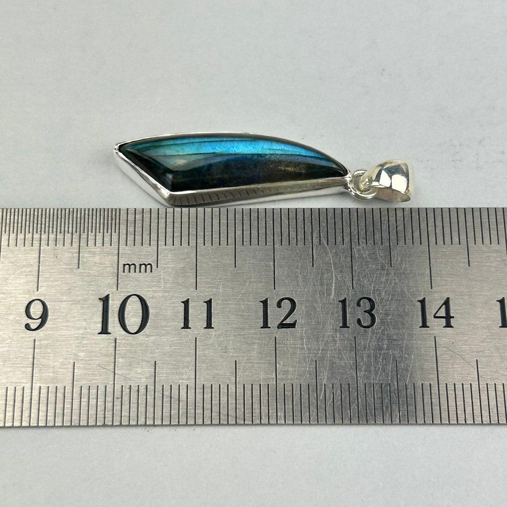 Blue Green Labradorite Pendant