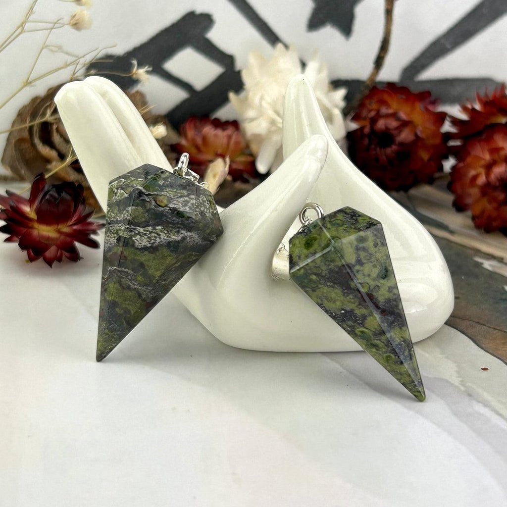 Green Crystal Pendulum