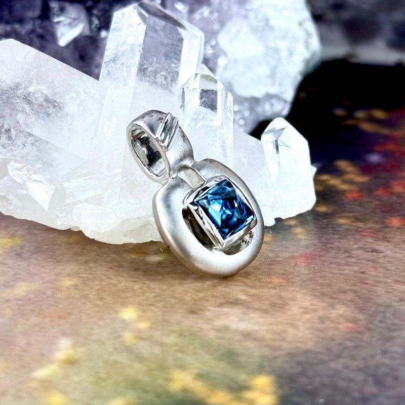 Space Age Design Jewellery