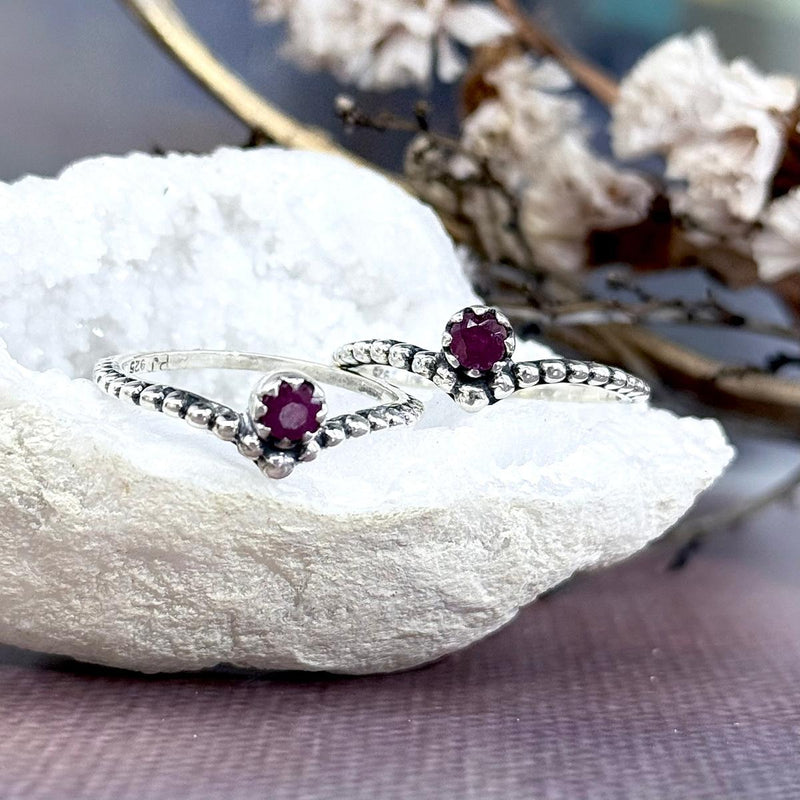 V Cut Gemstone Ring