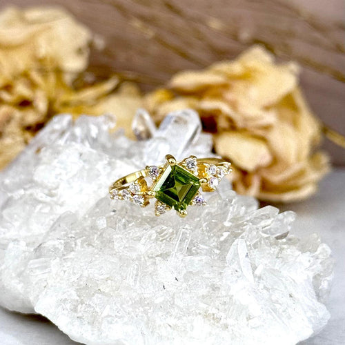 Peridot Gold Ring