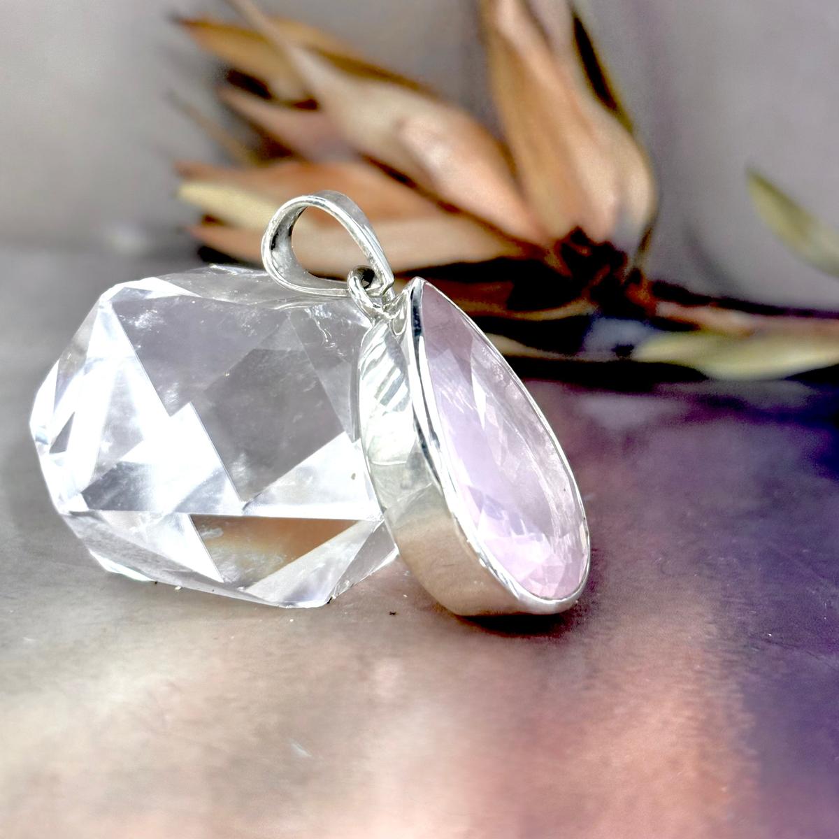 Rose Quartz Teardrop Pendant
