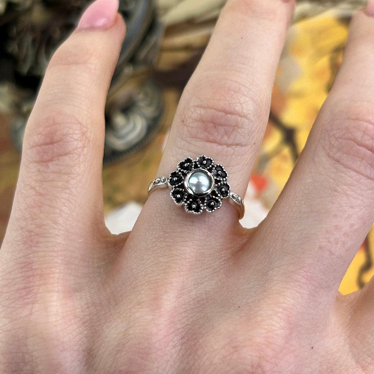 Pearl Girls Ring