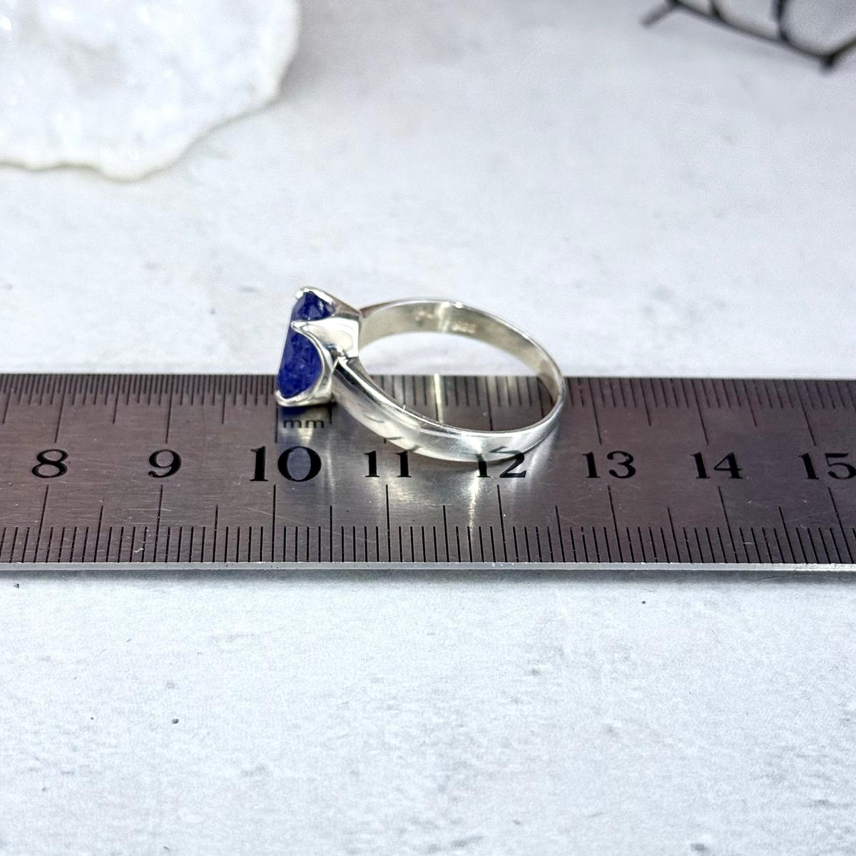 Oval Cut Tanzanite Ring