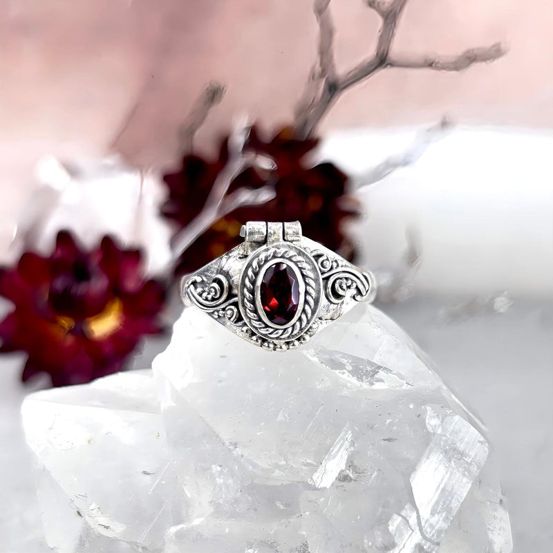Gemstone Poison Ring