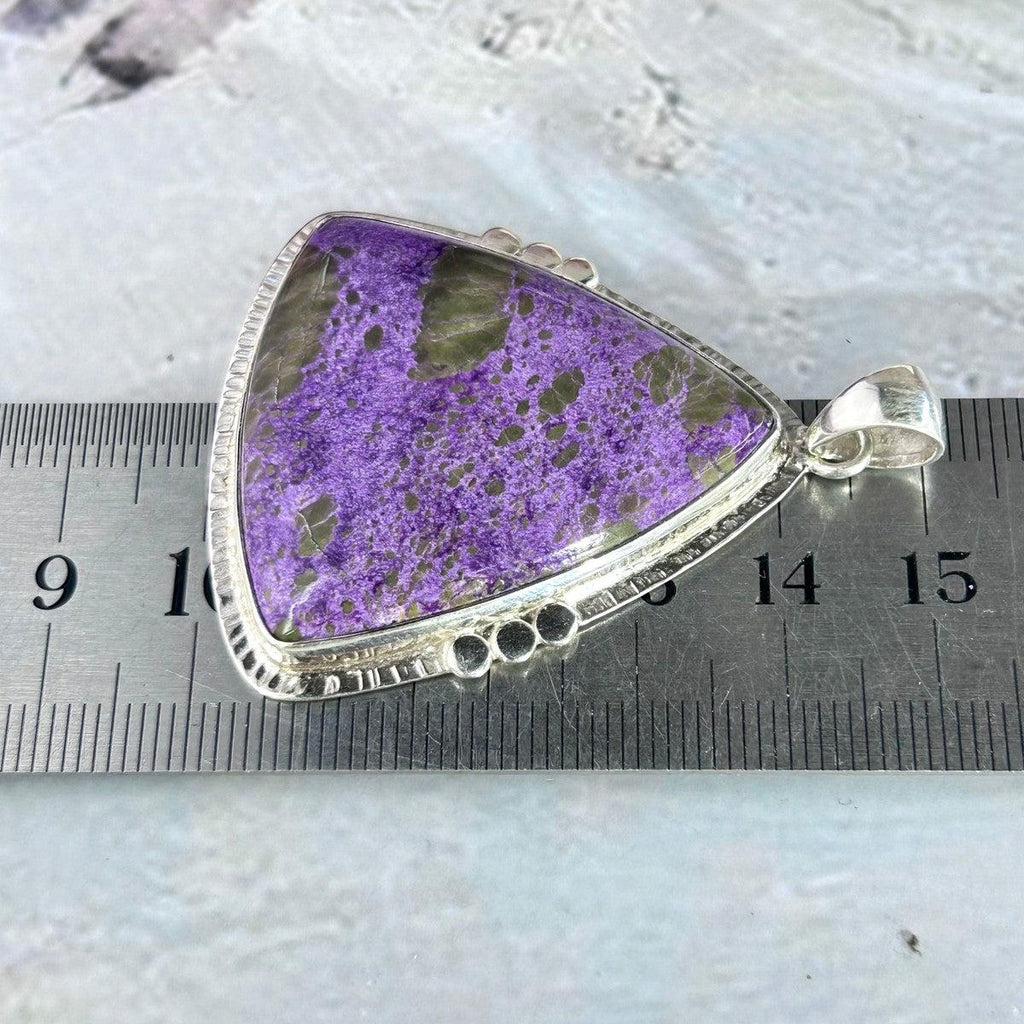 Bold Crystal Pendant Design