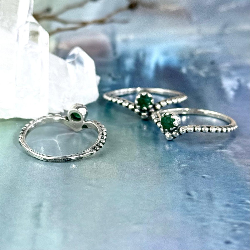 Emerald V Ring