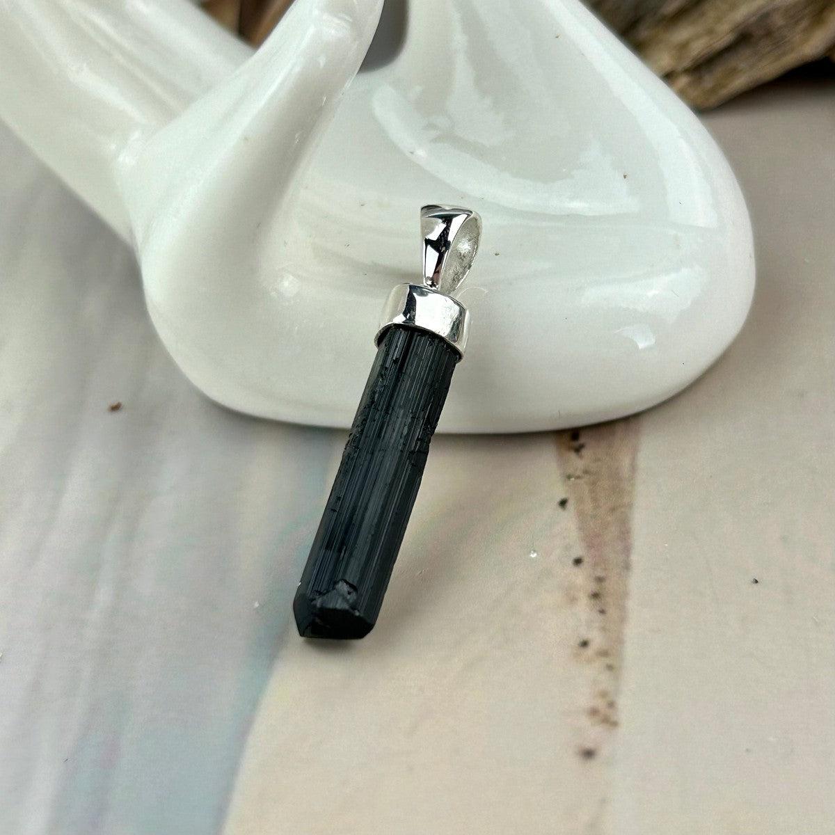 Crystal Jewellery To Ward Off Negativity