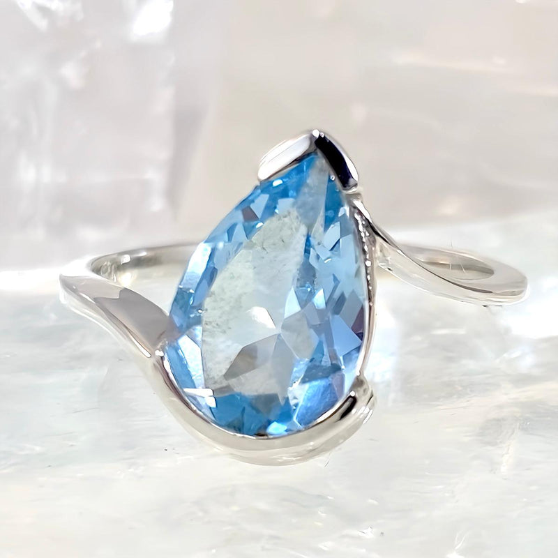 Assorted Gemstone Teardrop Cut Wave Ring