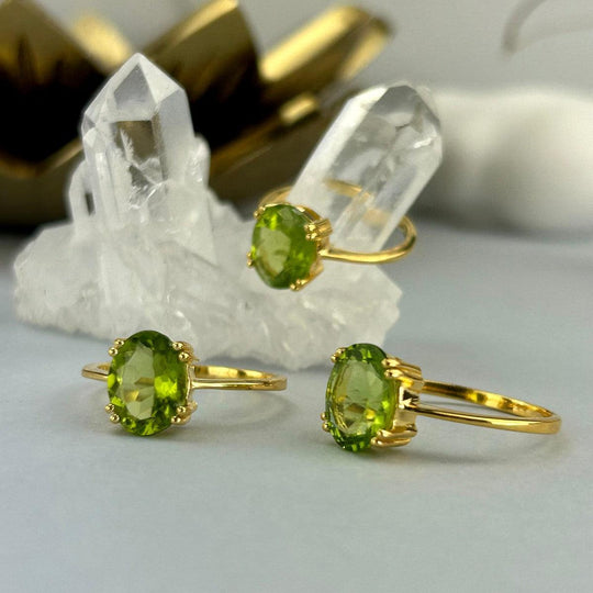 Peridot Oval Cut Gold Ring