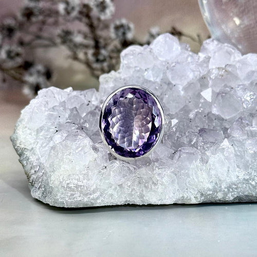 Oval Amethyst Silver Ring