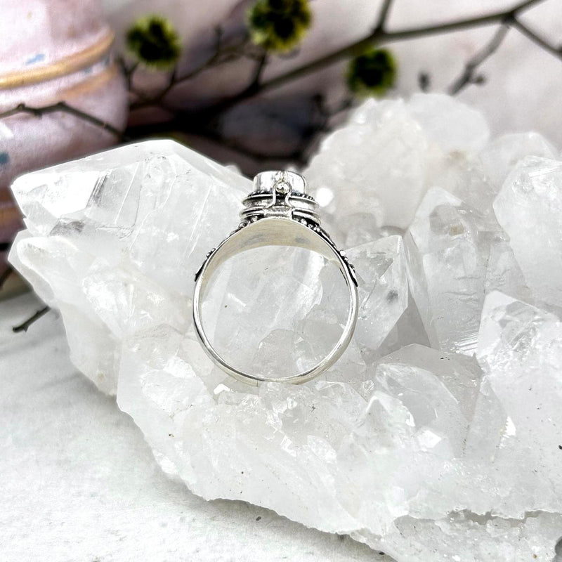Women's Gemstone Poison Ring