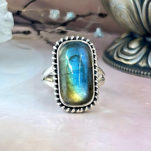 Women's Large Size Labradorite Ring