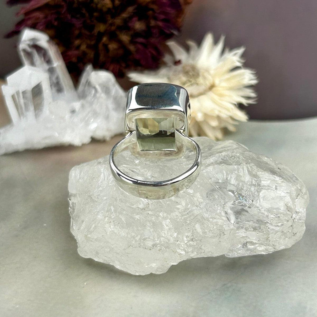 Large Gemstone Feature Ring