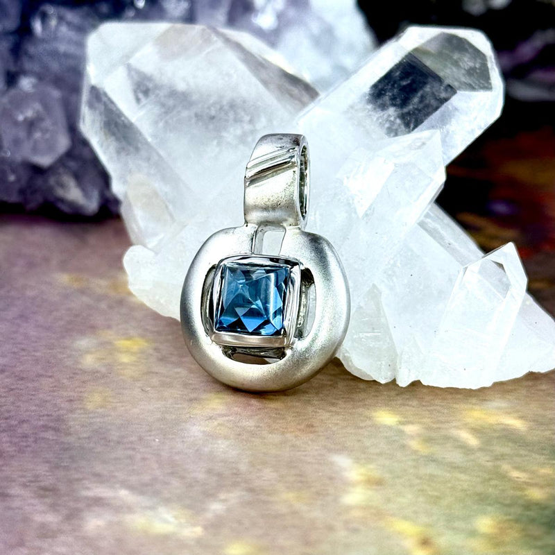 Swiss Blue Topaz Jewellery