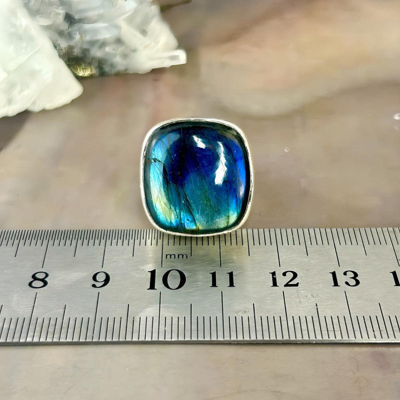 Peacock Colour Gemstone 