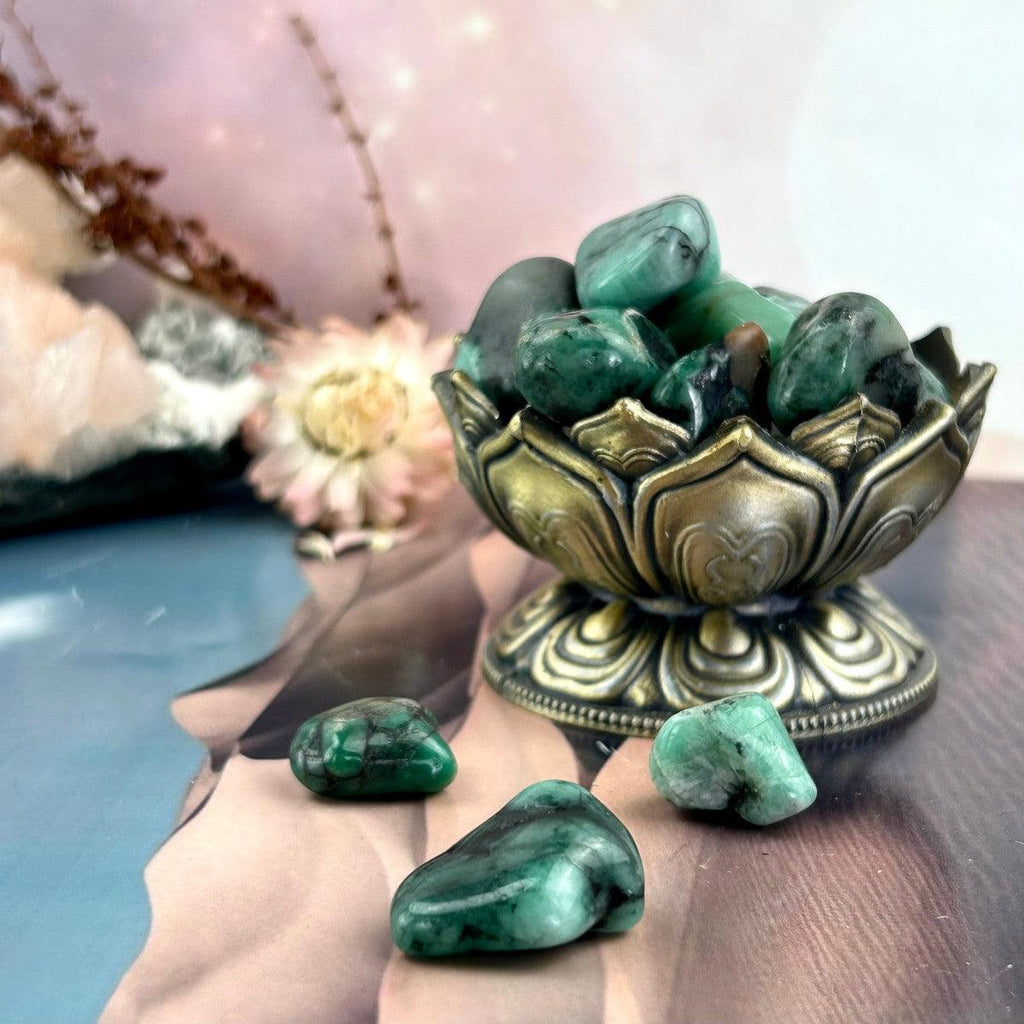 Emerald Pocket Stone