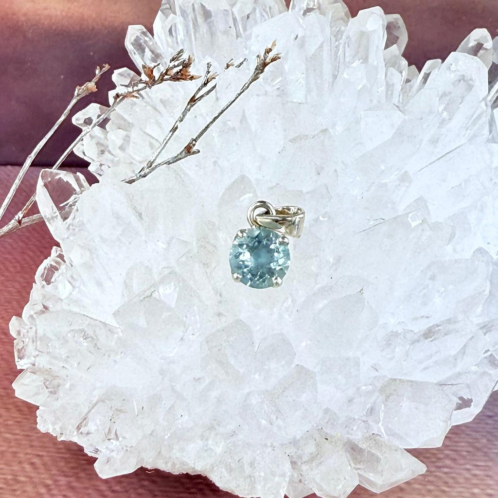 Classic Style Gemstone Pendant