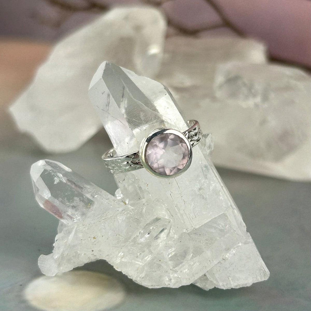 Classic Rose Quartz Silver Ring