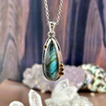 Ladies Labradorite Pendant