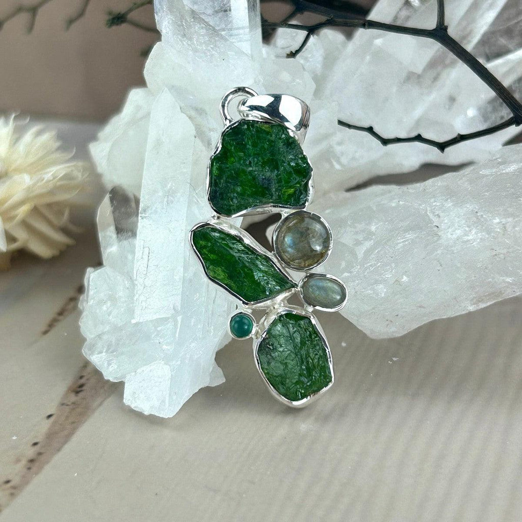 Rough And Polished Mix Crystal Necklace