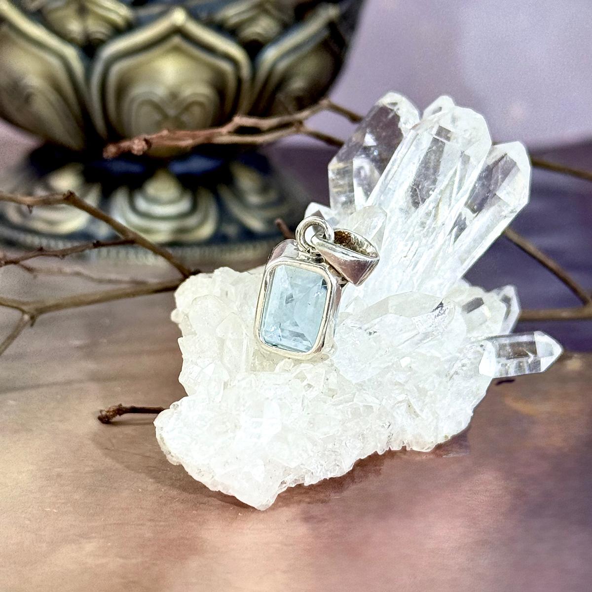 Aquamarine Classic Pendant