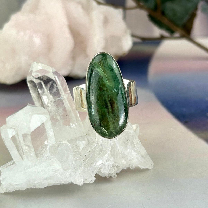 Vibrant Green Crystal Ring
