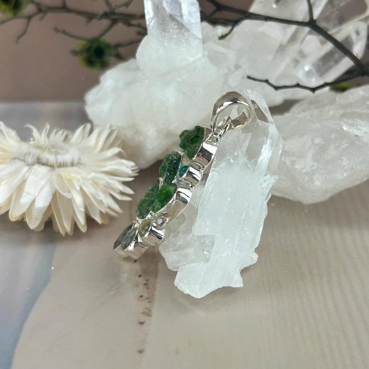 Chrome Diopside And Labradorite