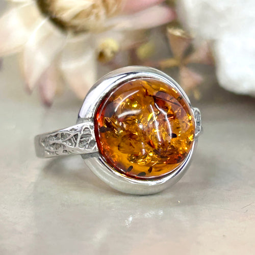 Baltic Cognac Amber Round Etched Ring