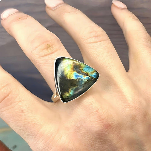 Large Size Labradorite Ring