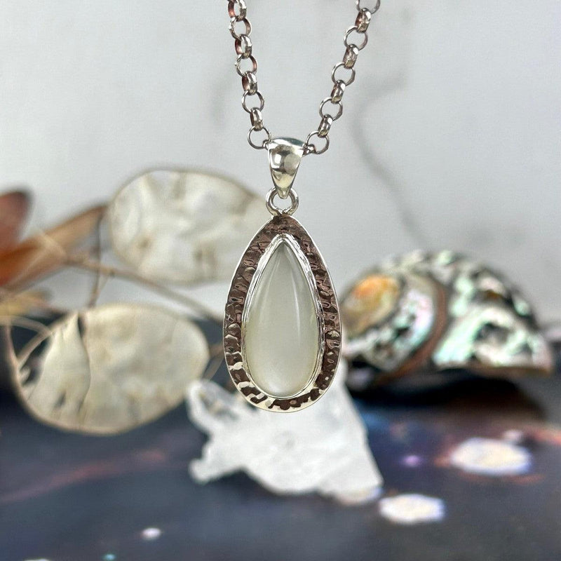 Pearly Crystal Pendant