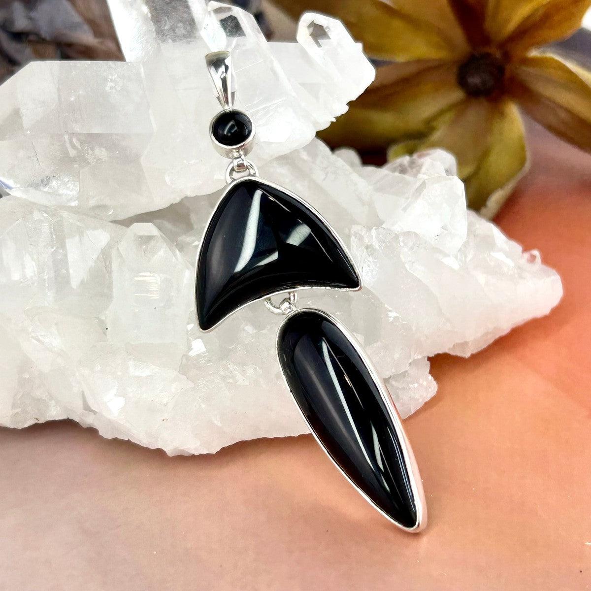Contemporary Design Onyx Pendant