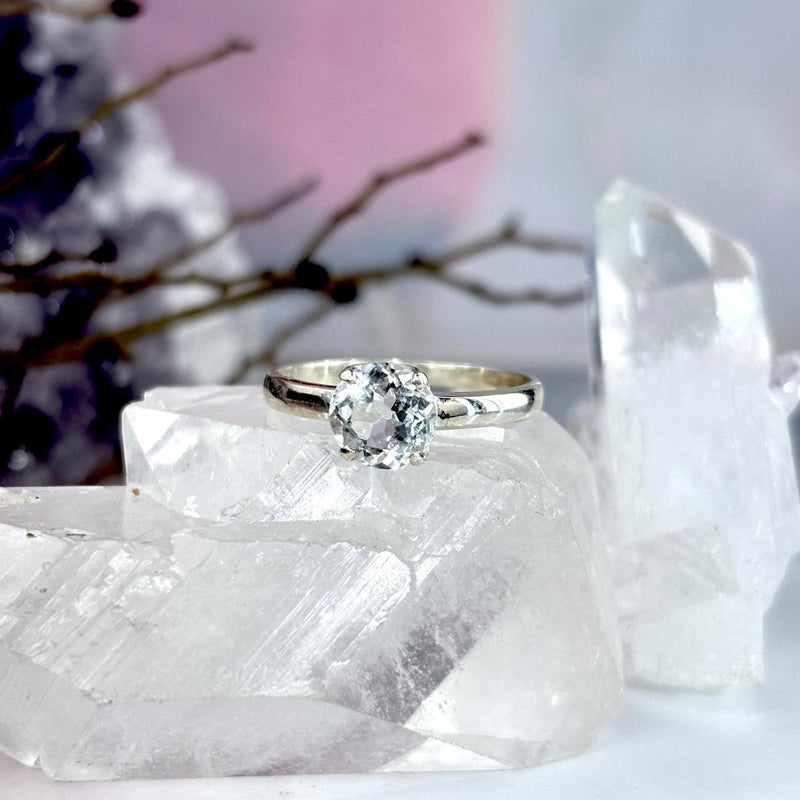 Classic Aquamarine Ring