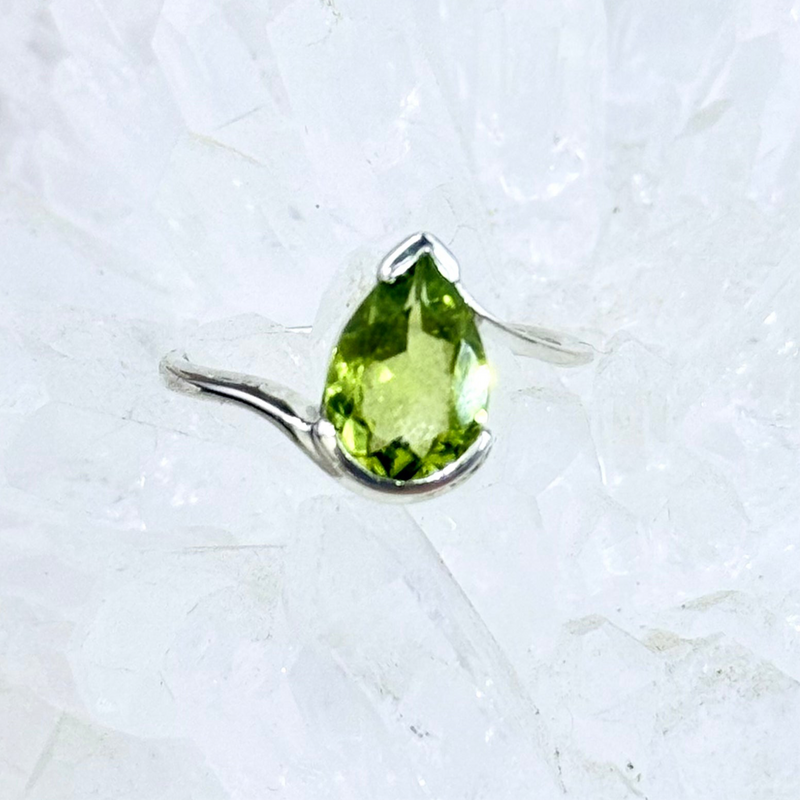 Assorted Gemstone Teardrop Cut Wave Ring