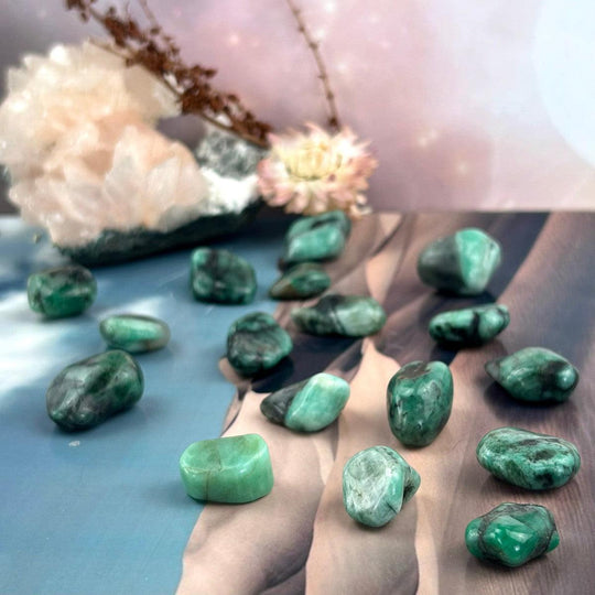 Emerald Tumbled Stones