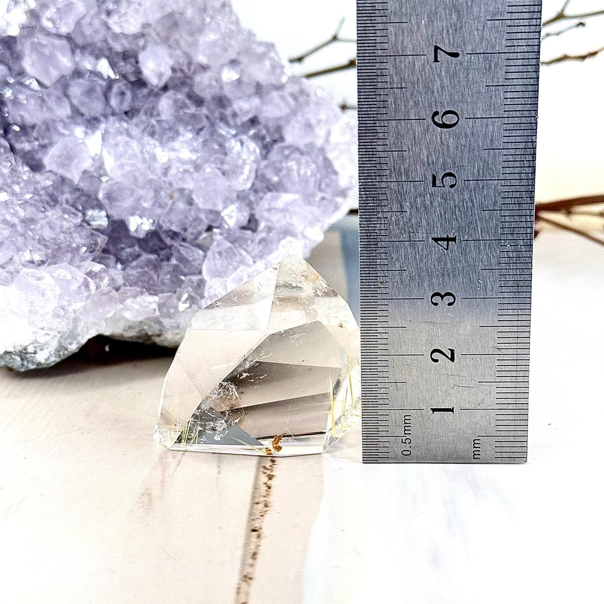 Crystal To Help You Connect To Your Higher Self