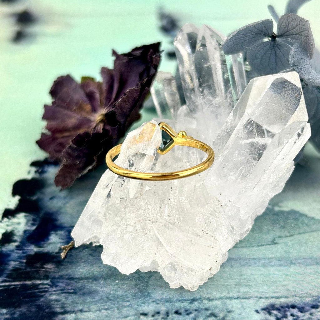 Royal Gold Gemstone Ring