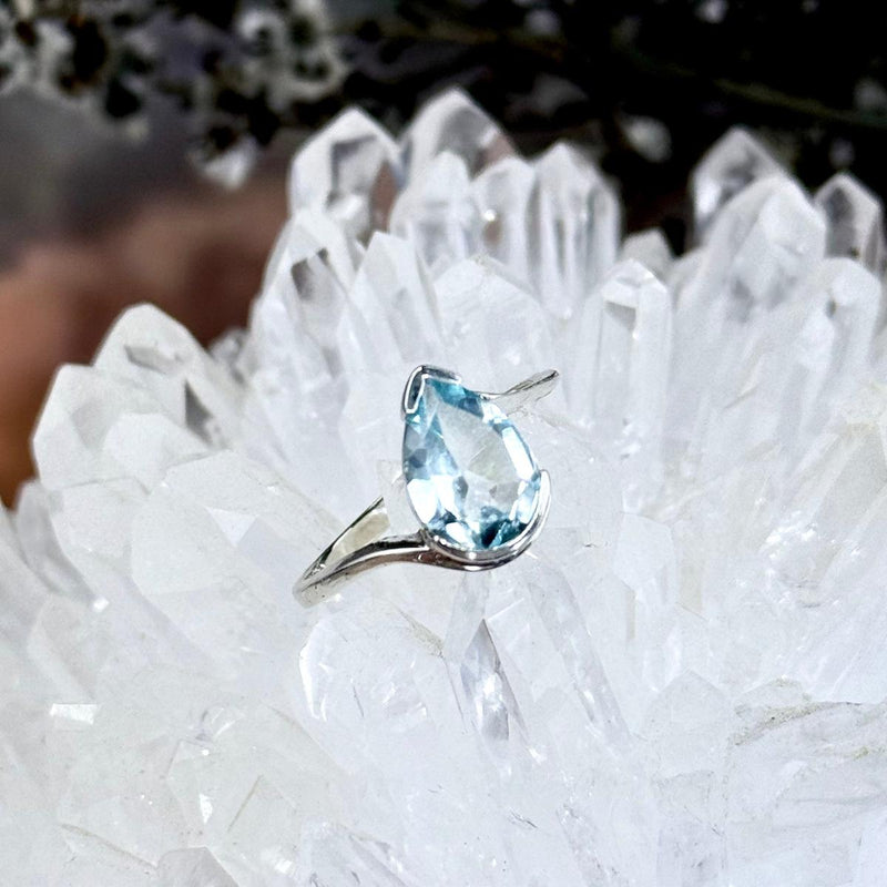 Assorted Gemstone Teardrop Cut Wave Ring