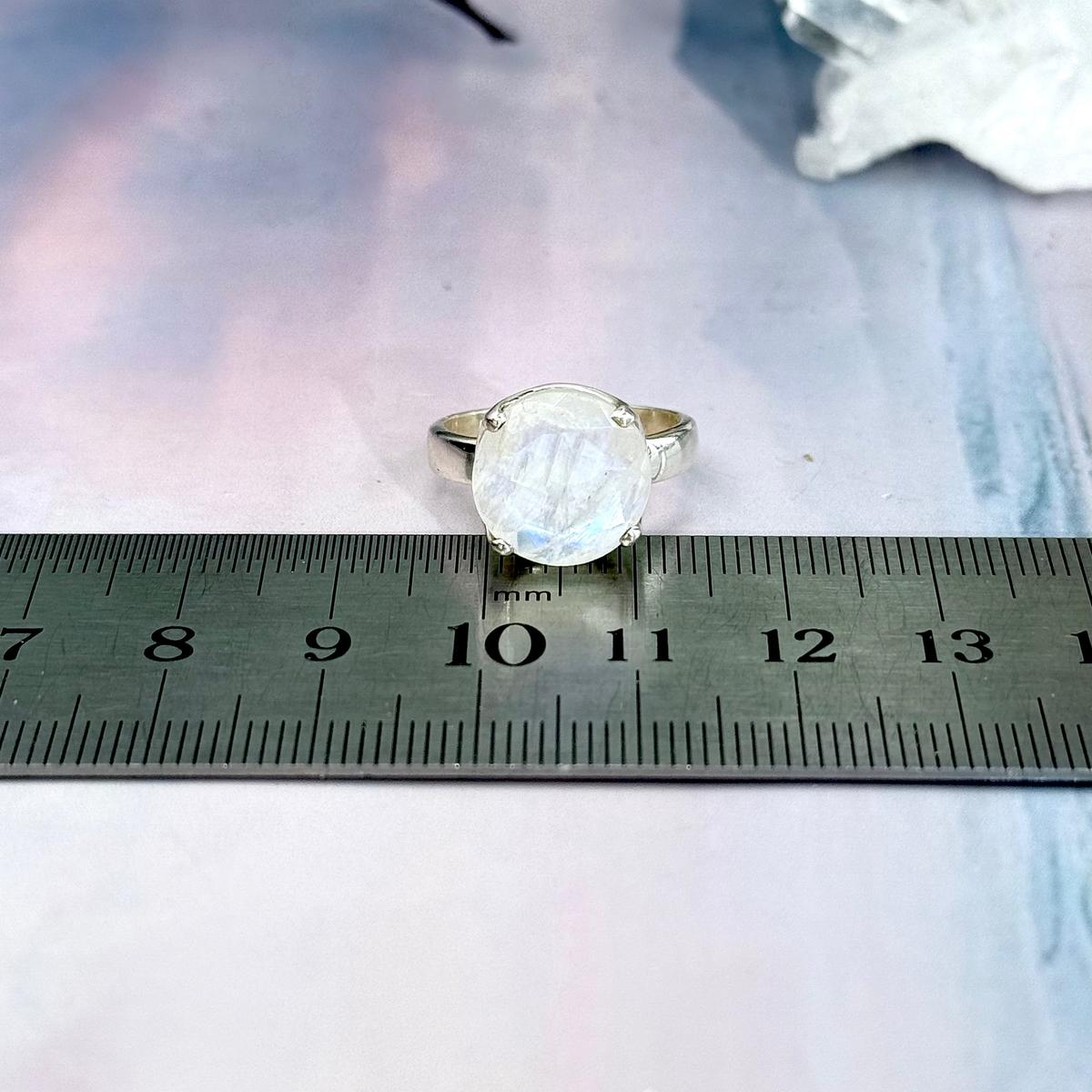 Classic Style Moonstone Ring