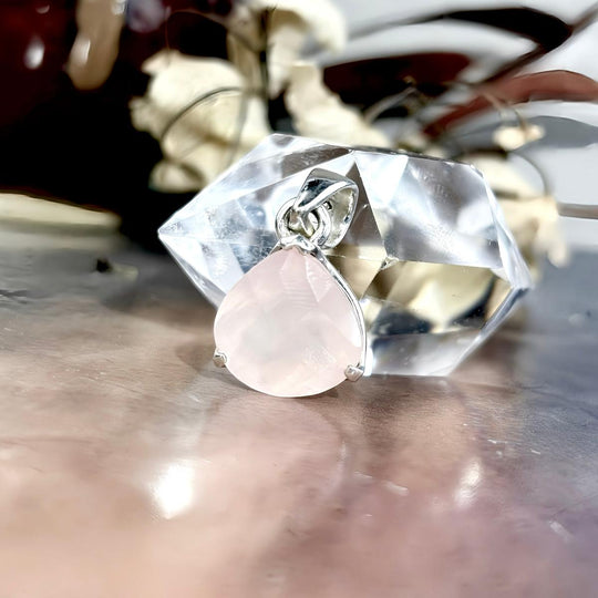 Rose Quartz Pear Pendant