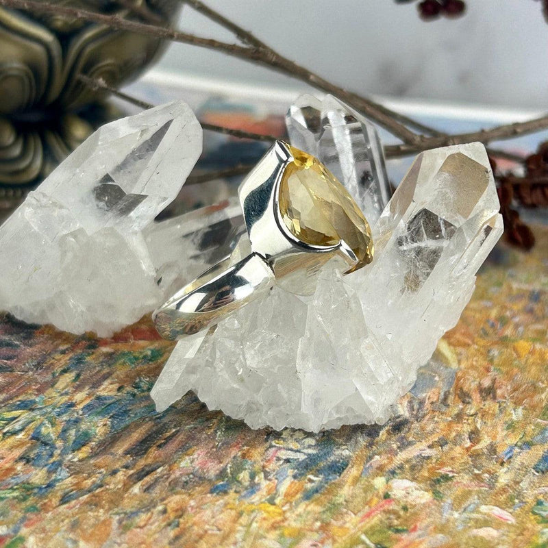 Large Gemstone Feature Ring