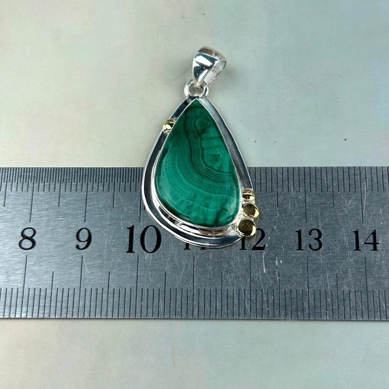 Green Patterned Crystal Pendant