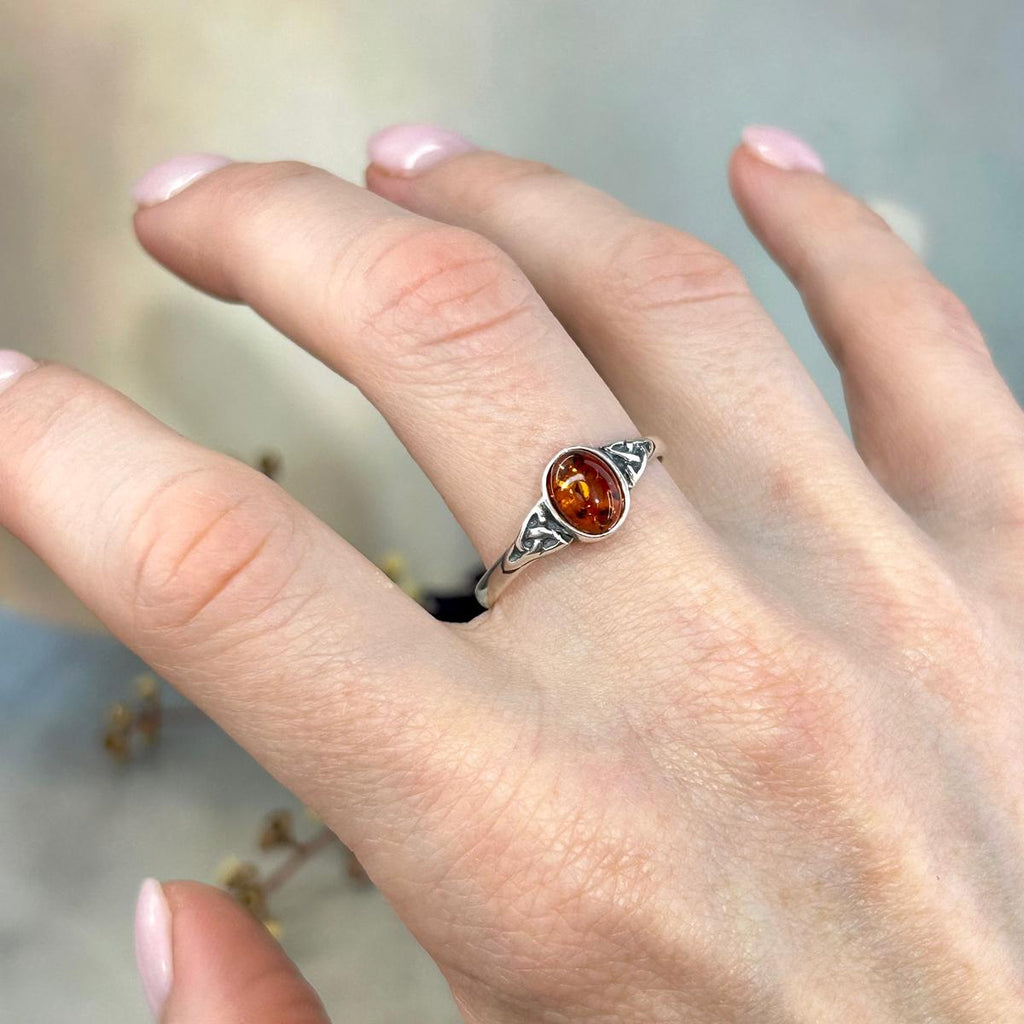 Celtic Knot Amber Ring