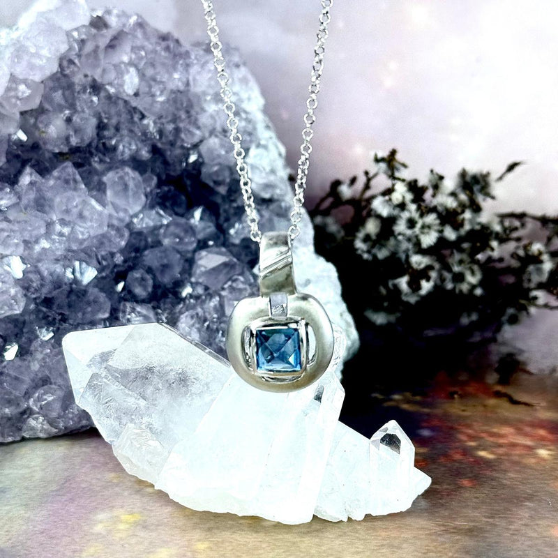 Janusz Szkutnik Jewellery